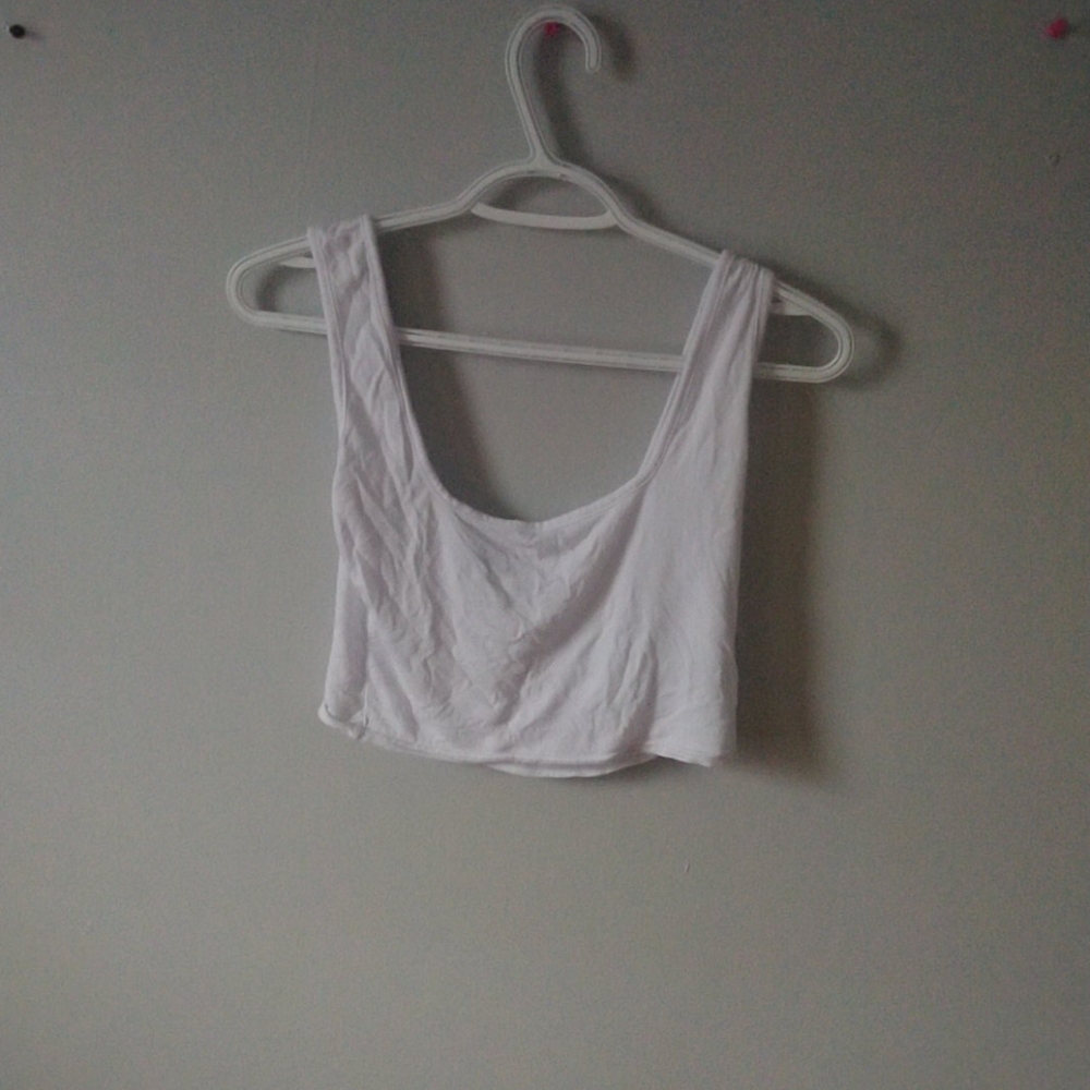 White crop top
